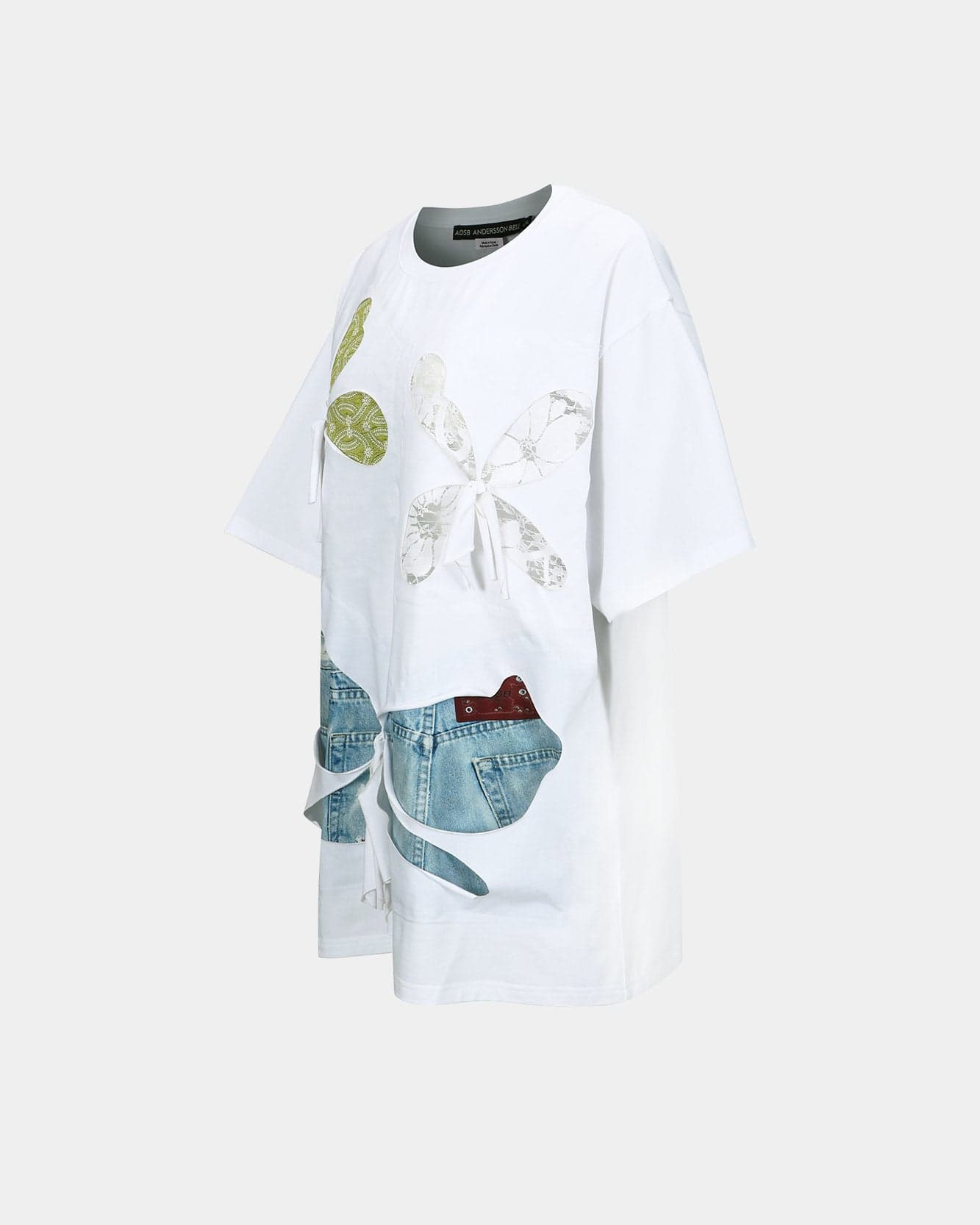 Kyra Blooming Fabric Flowers T-Shirt (White) — vue 3