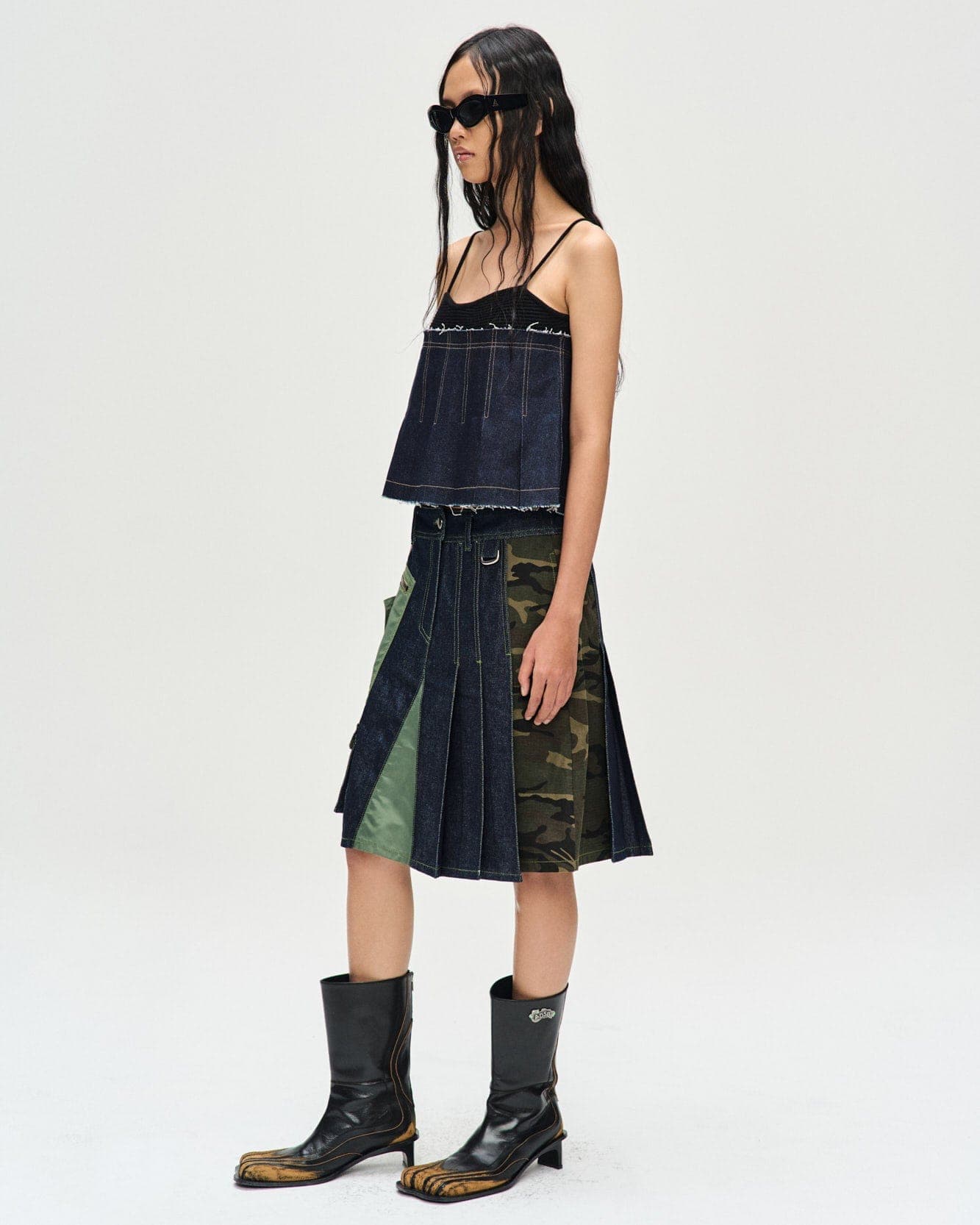 Kina Pleats Denim Sleeveless Knit Top (Black Indigo) — vue 5