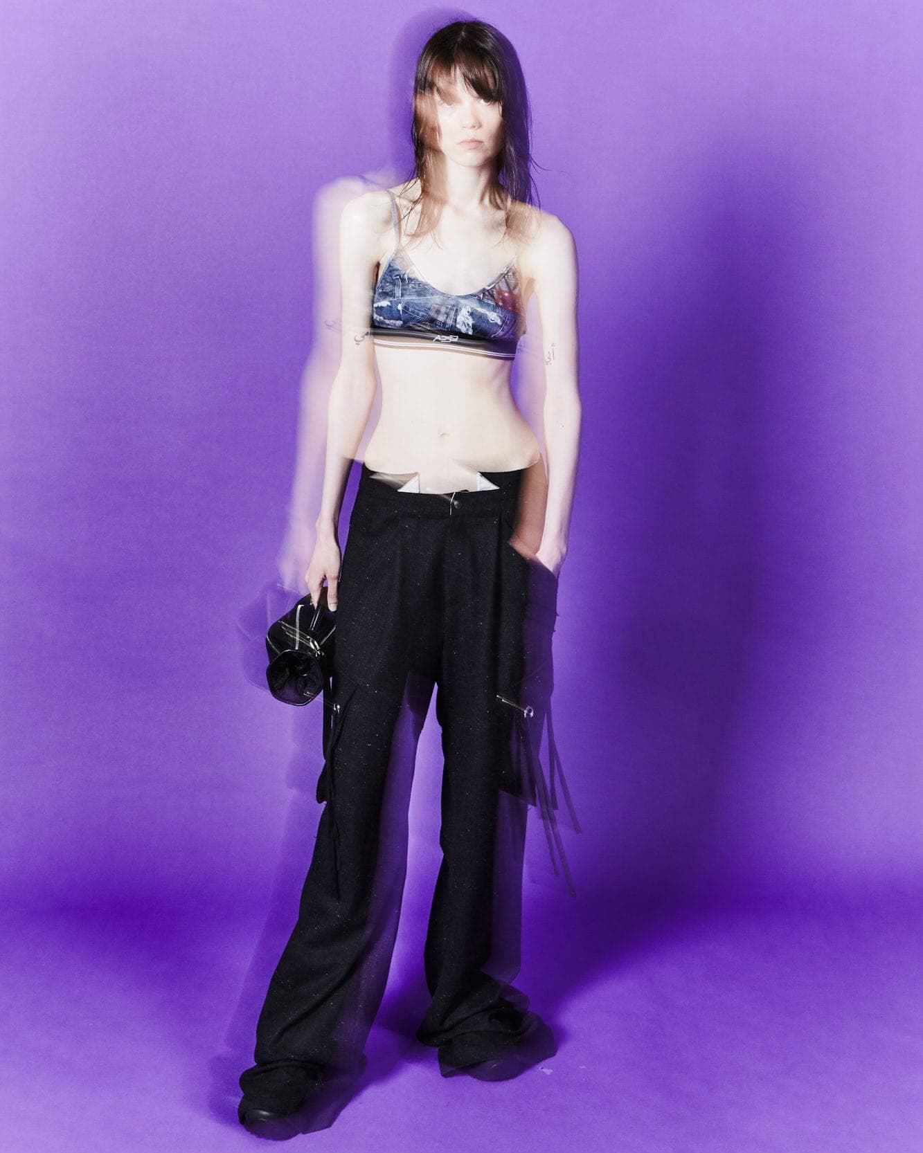 Denim Printed Bra-Top (Black) — vue 9