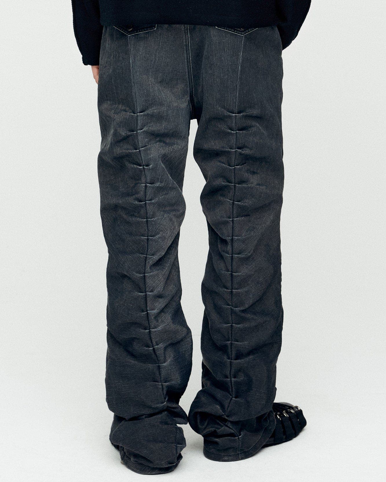 Rivoli Washed Tuck Pants (Washed Black) — vue 7