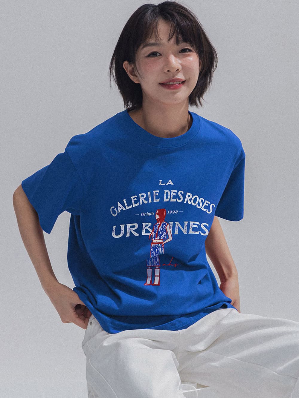 French Muse Artwork Tee (Blue) — vue 5