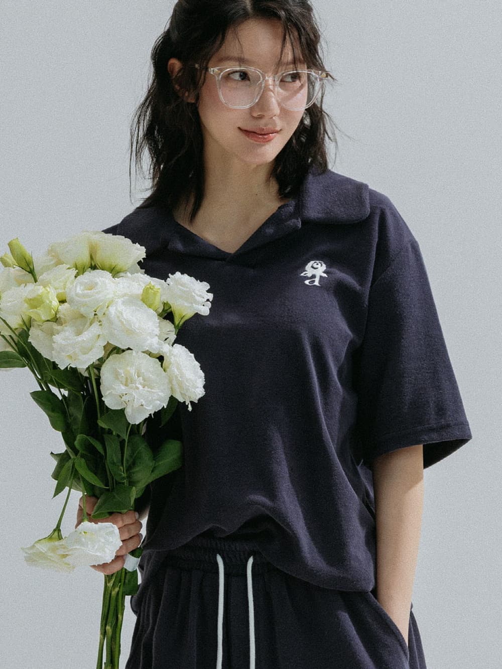 Relaxed Collar Terry Tee (Navy) — vue 3