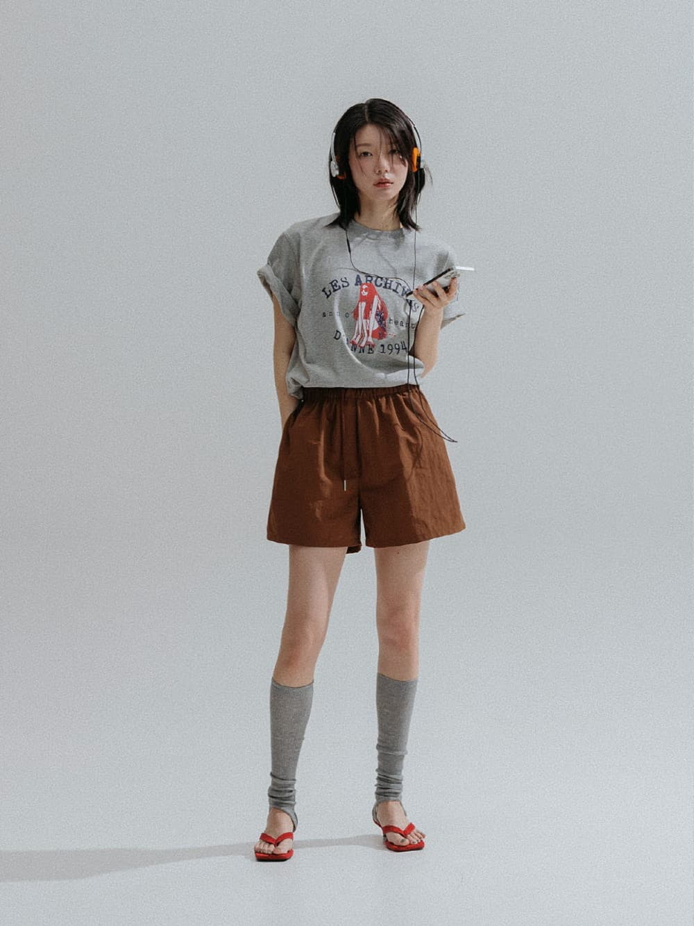 Side Lace Nylon Shorts (Brown) — vue 3