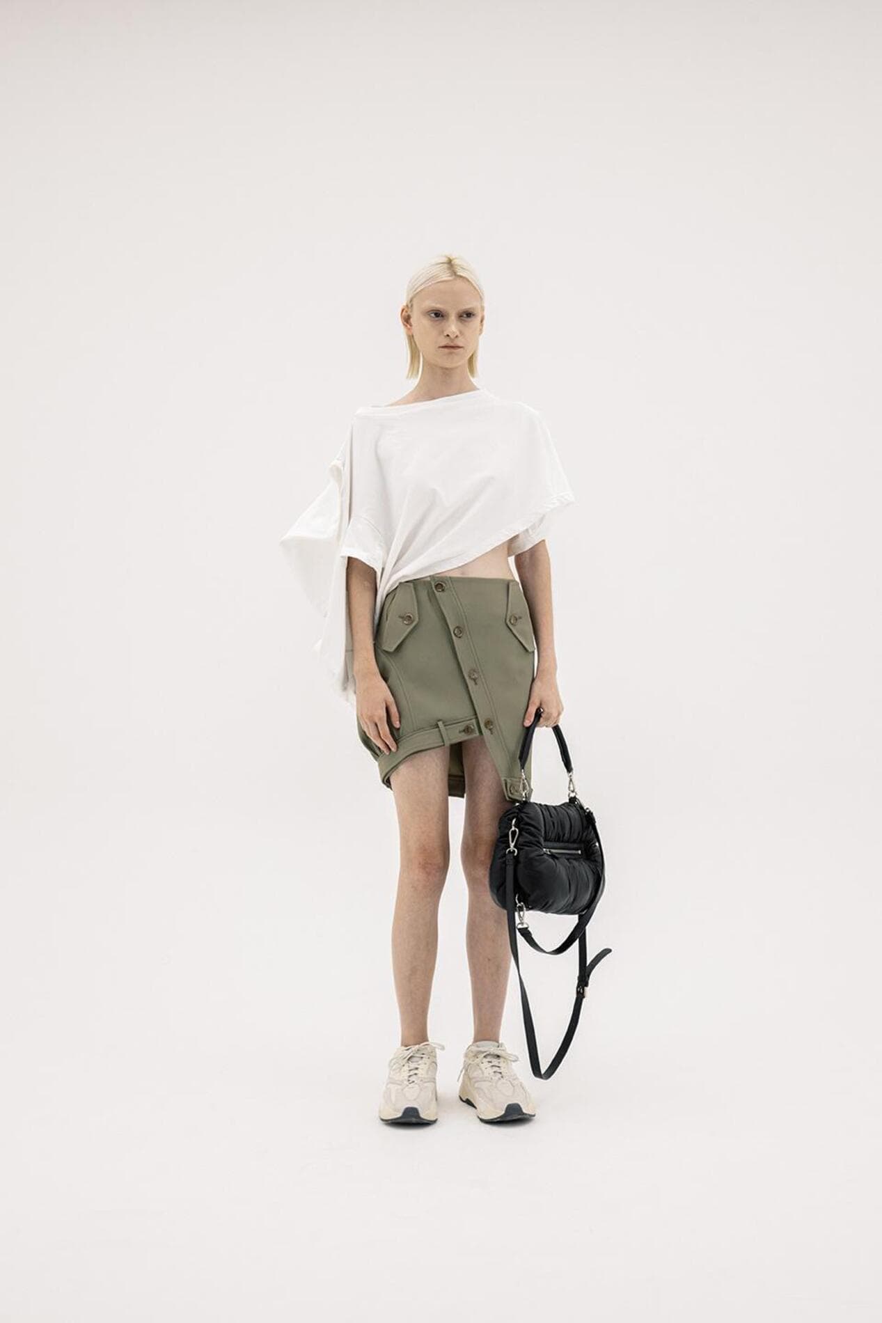 Asymmetric Mini Skirt — vue 3