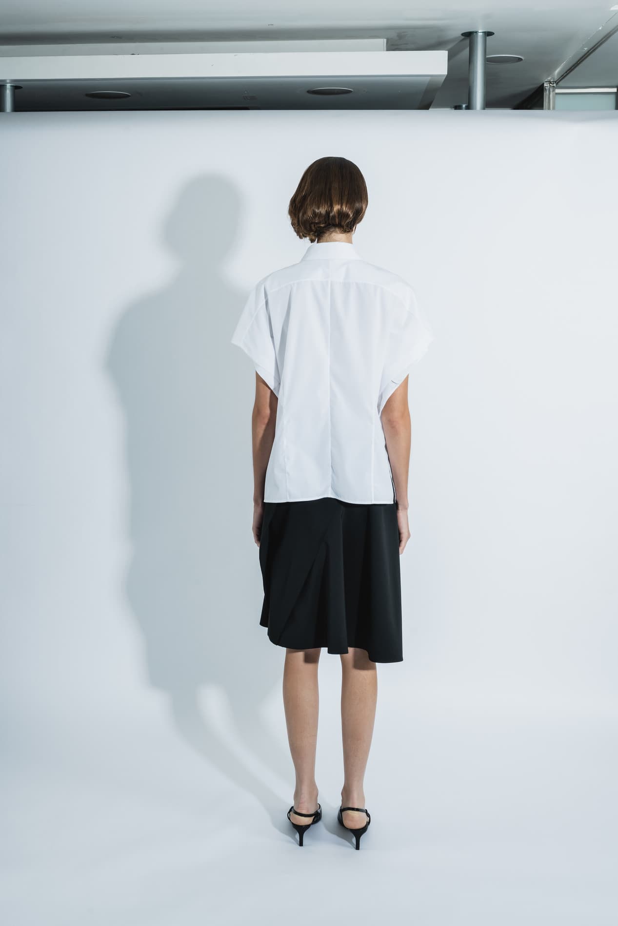 Side Open Sleeveless Shirt — vue 5