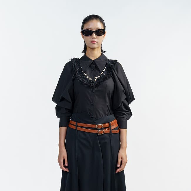 Open-Shoulder Black Blouse — vue 1