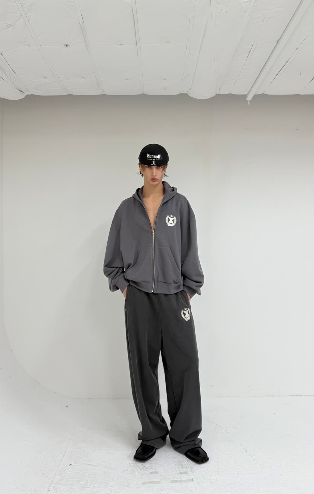 Corset Emblem Hood Zip-Up — vue 4