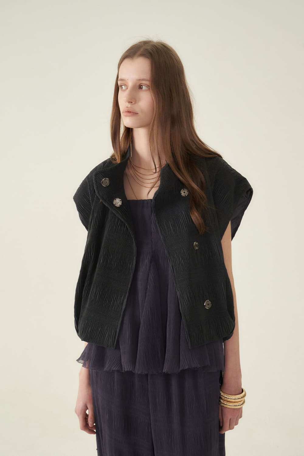 [CAHIERS 26SS] Crinkle High-Neck Balloon Cap-Sleeve Jacket — vue 8