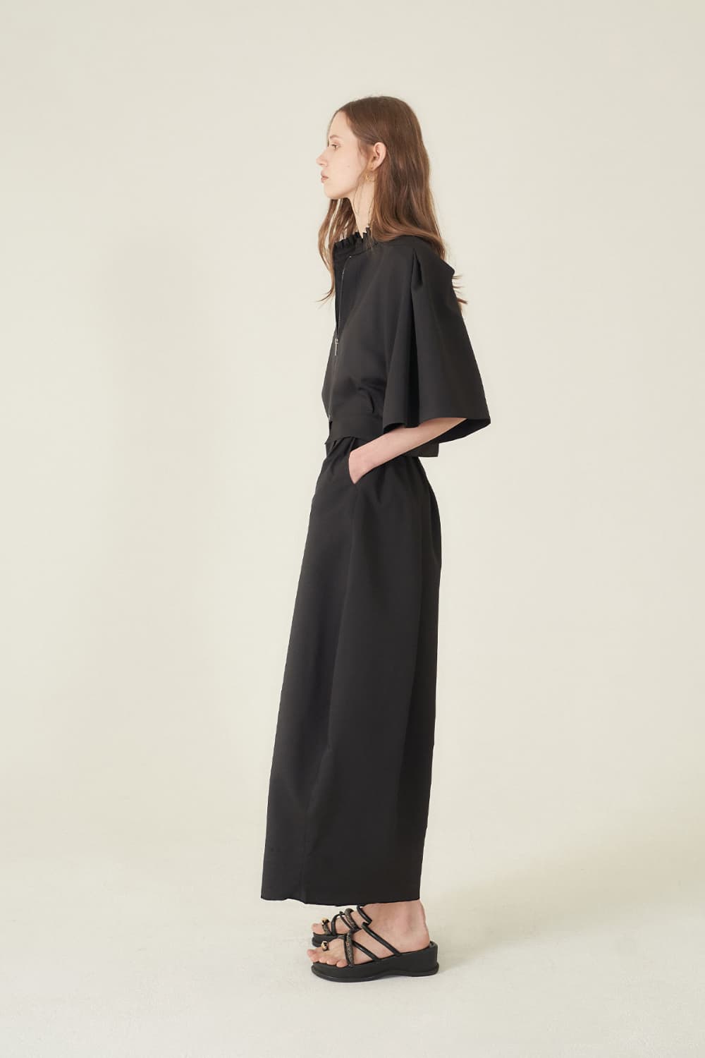 [CAHIERS 26SS] High-Neck Half-Sleeve Balloon Zip-Up Jacket — vue 14