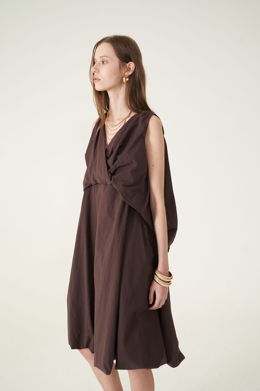 [CAHIERS 26SS] Papery Texture Back Volume Bustier Dress — vue 12