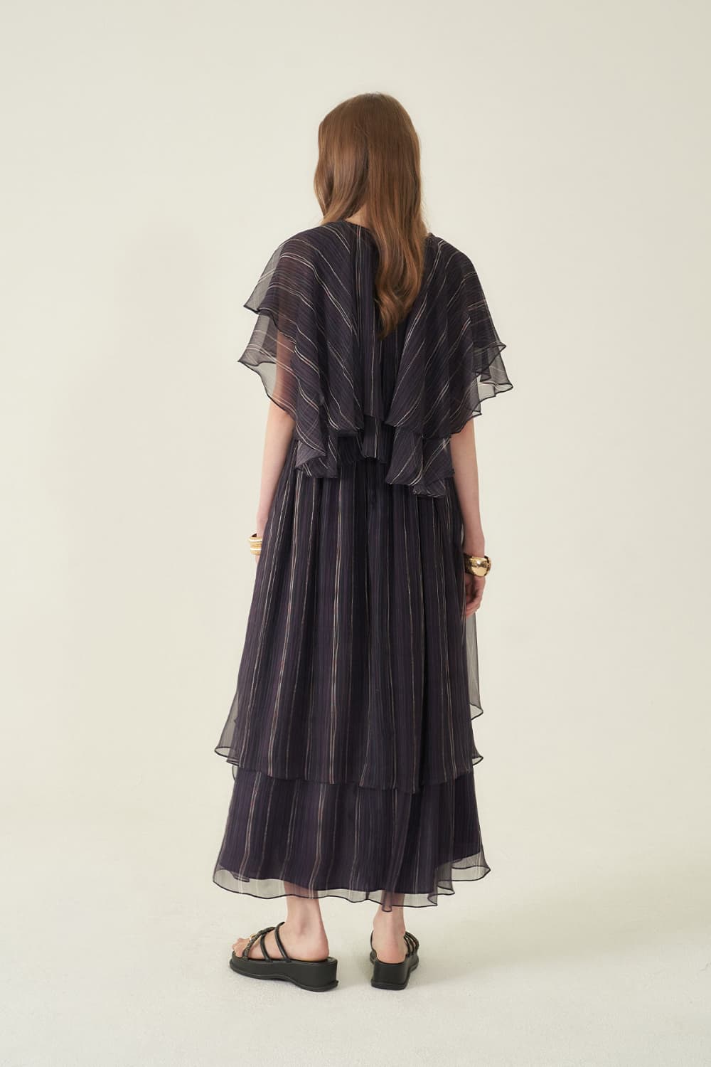 [CAHIERS 26SS] Stripe Silk Flutter Sleeve Asymmetric Dress — vue 18