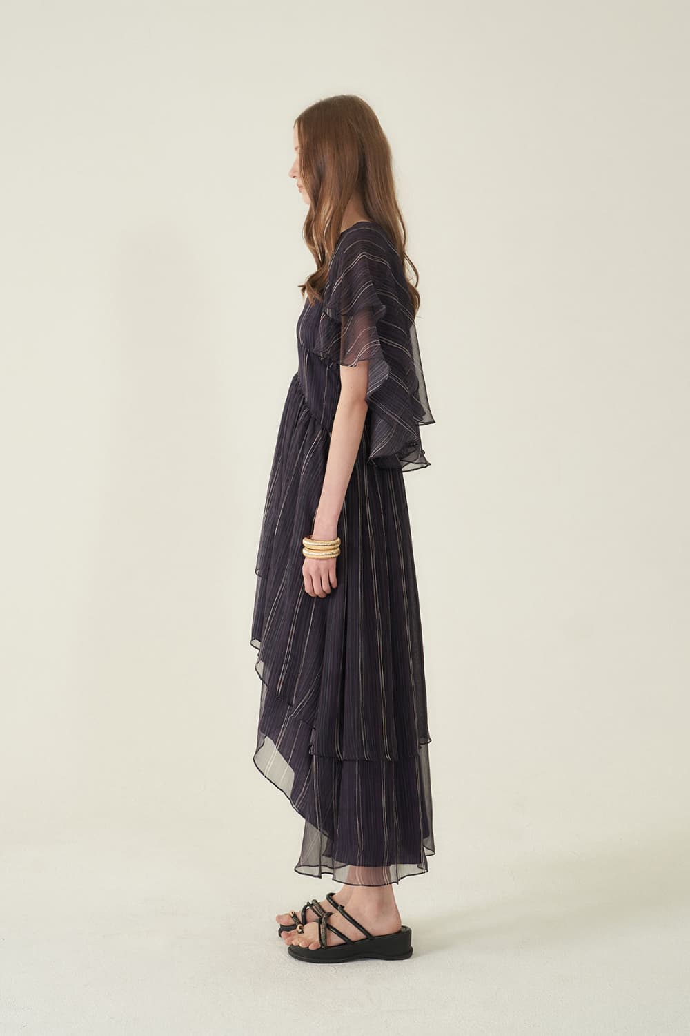 [CAHIERS 26SS] Stripe Silk Flutter Sleeve Asymmetric Dress — vue 20