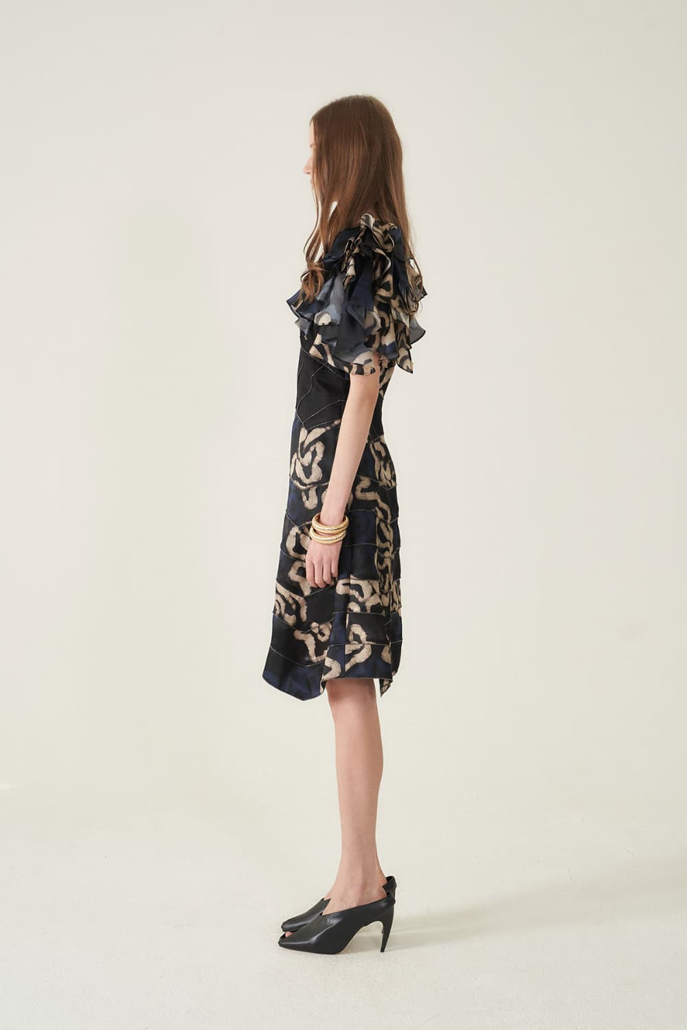 [CAHIERS 26SS] Art Graphic Trimming Detail Open-Back Dress — vue 17