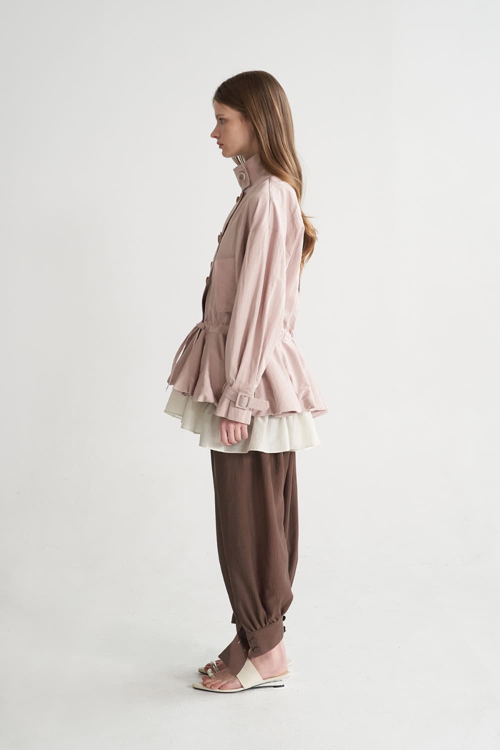 [CAHISIENNE 26SS] Balloon Hem Half Trench — vue 16