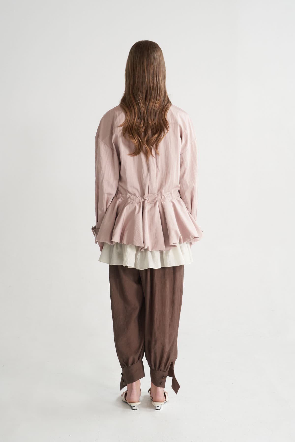 [CAHISIENNE 26SS] Balloon Hem Half Trench — vue 5