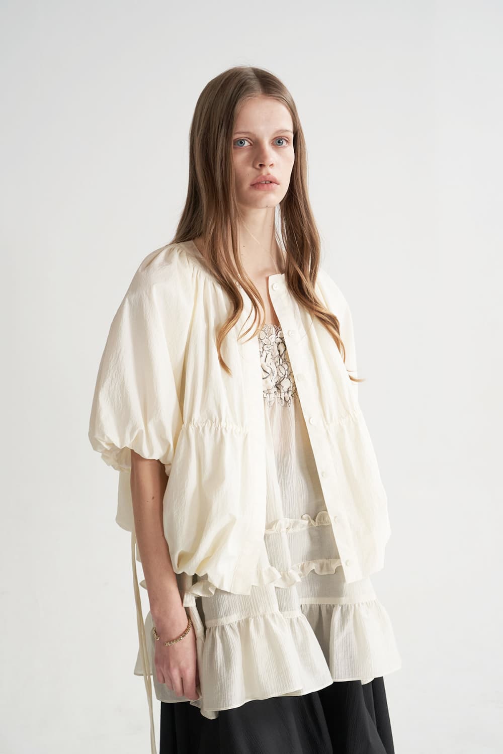 [CAHISIENNE 26SS] String Volume Balloon Short Jacket — vue 11