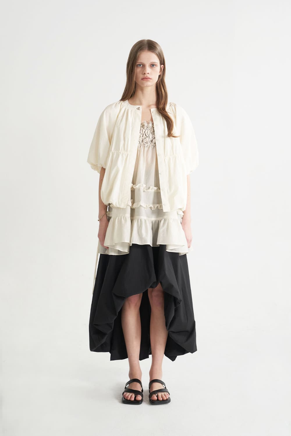 [CAHISIENNE 26SS] String Volume Balloon Short Jacket — vue 15