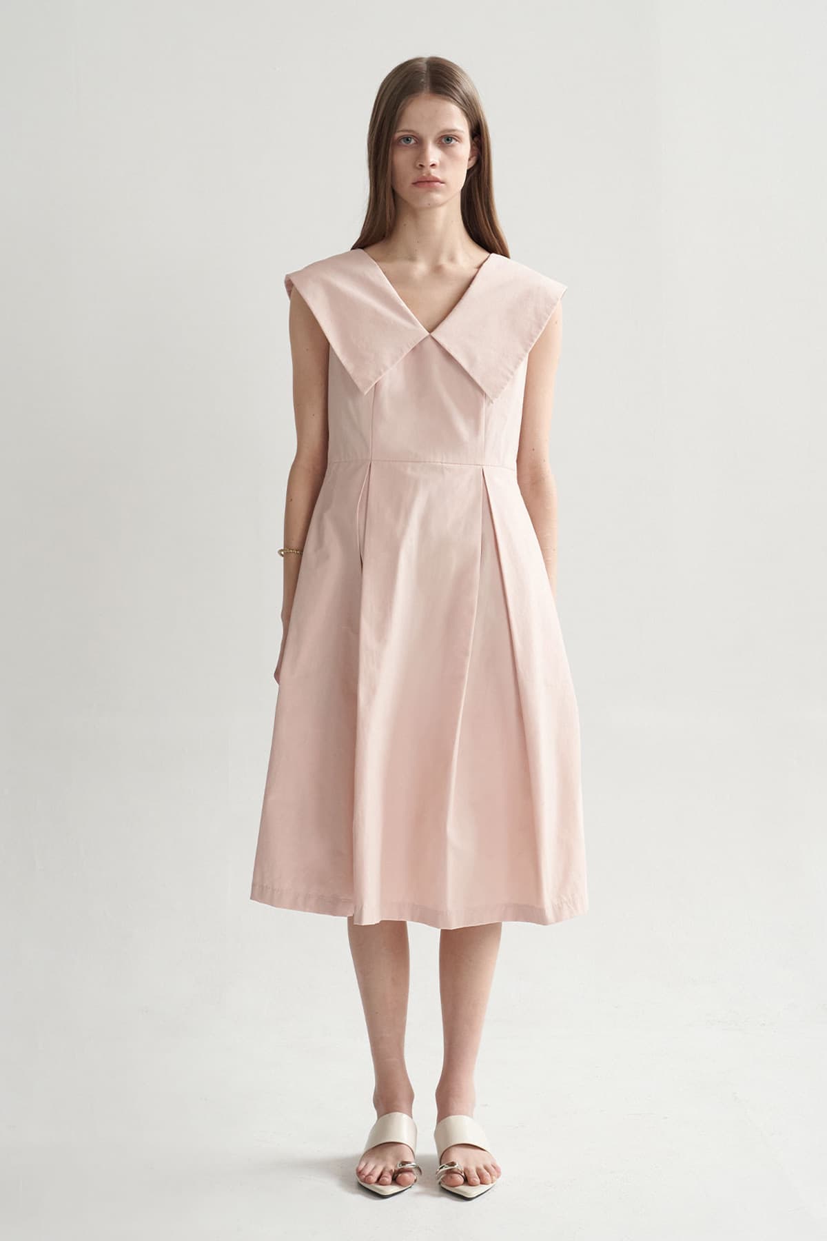 [CAHISIENNE 26SS] Big Collar Tuck Detail Midi Dress