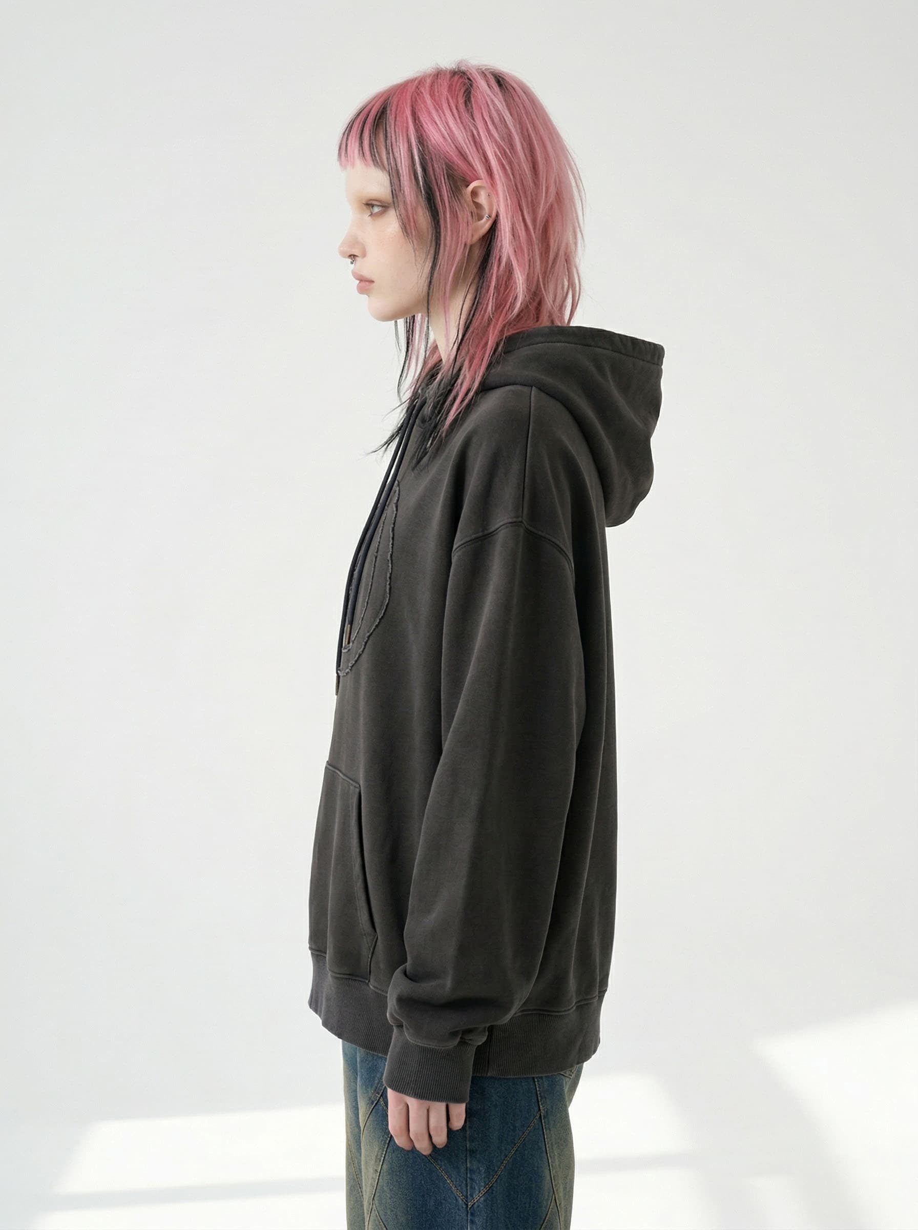 Pigment Logo Hoodie CH — vue 3