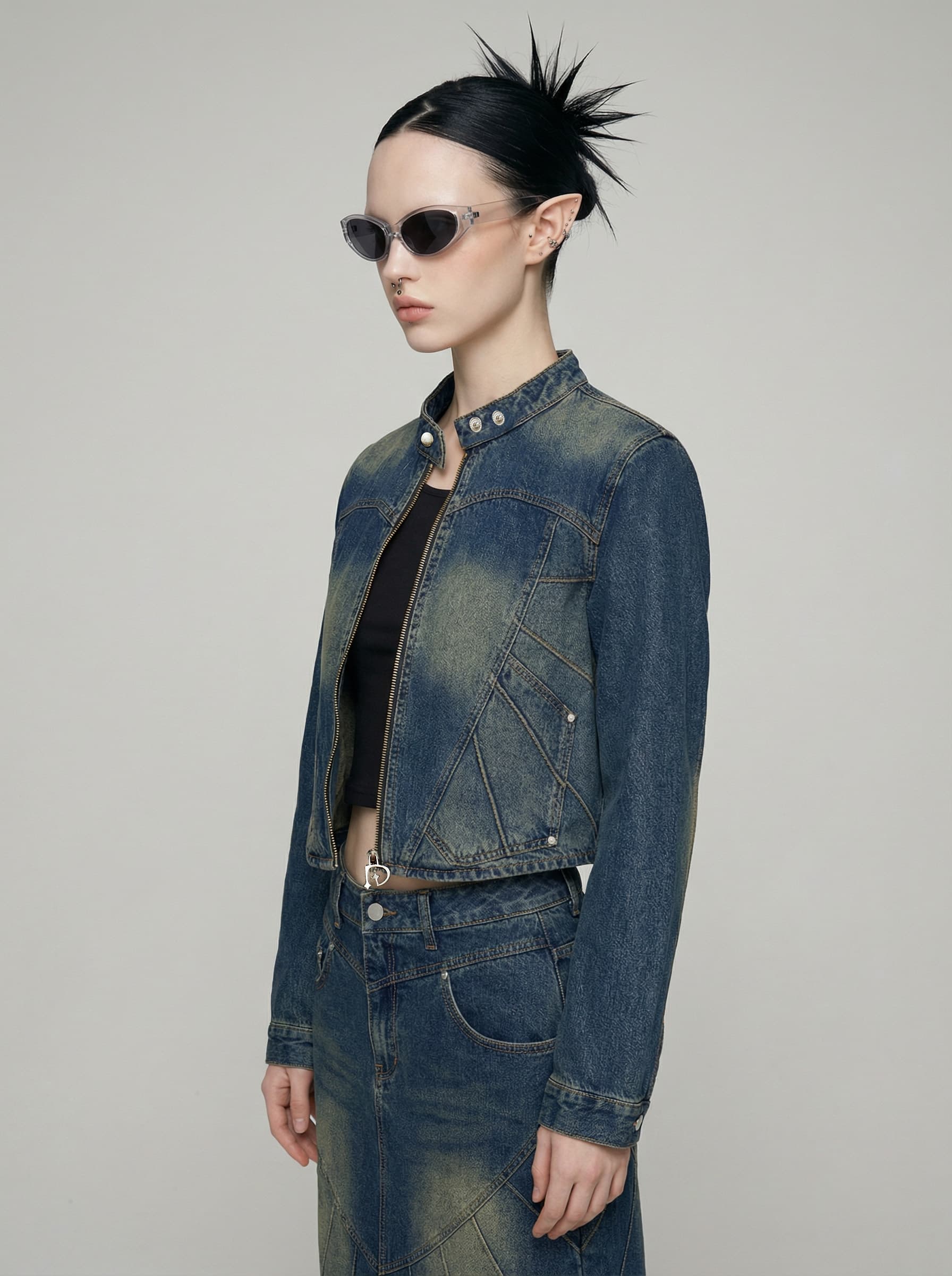 Piping Heart Denim Jacket — vue 3