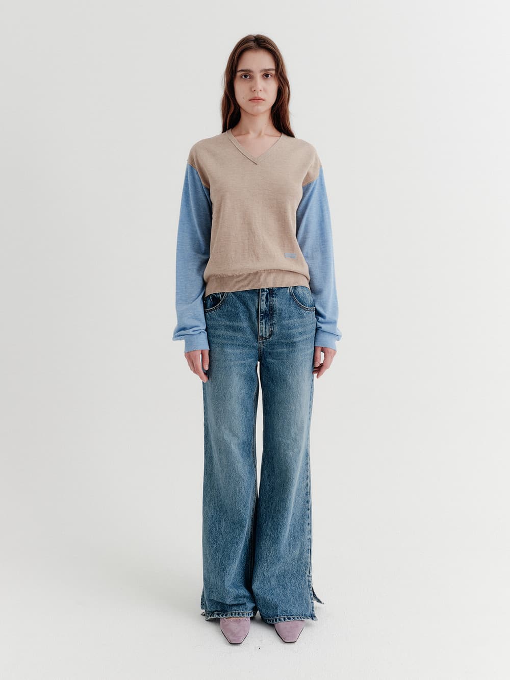 V-Neck Contrast Knit Top - Light Beige
