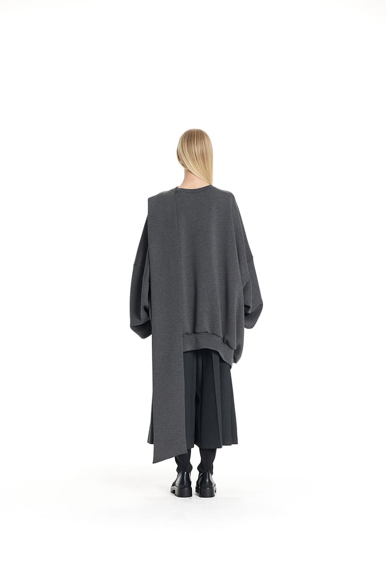 GDeL Scarf-Matched Ultra Wide Sweat Top (Dark Grey) — vue 6
