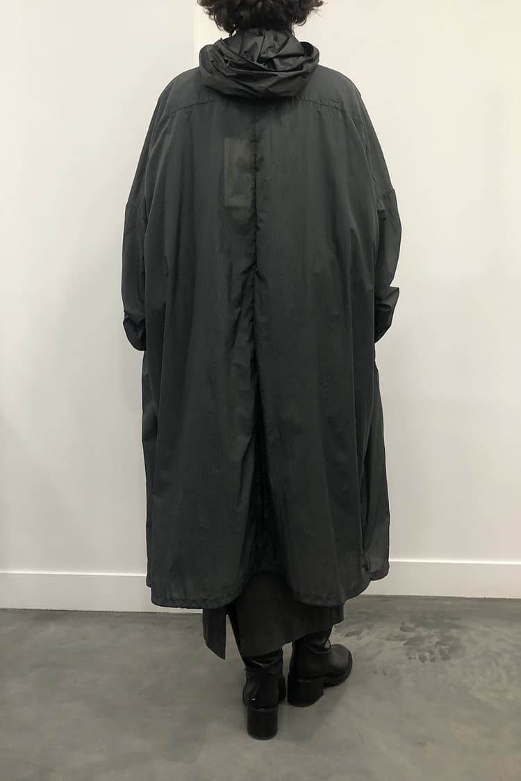 GDeL Recycled Ripstop Shirring Detail Coat (Dark Grey) — vue 5