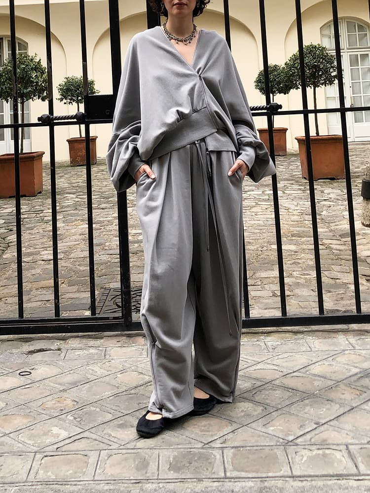 GDeL Pigment Asymmetric Zip-Up Hooded Cardigan (Light Grey) — vue 3