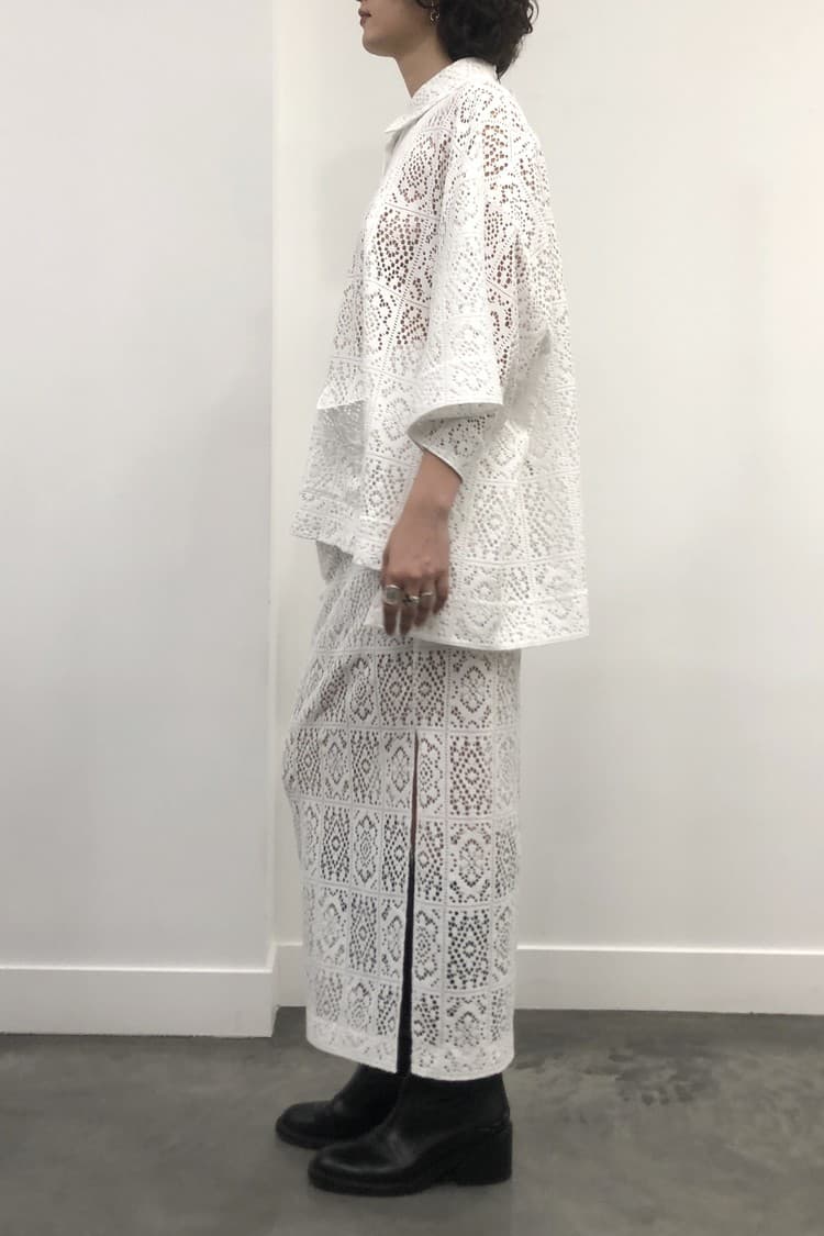 GDeL Square Pattern Lace Skirt (White) — vue 4