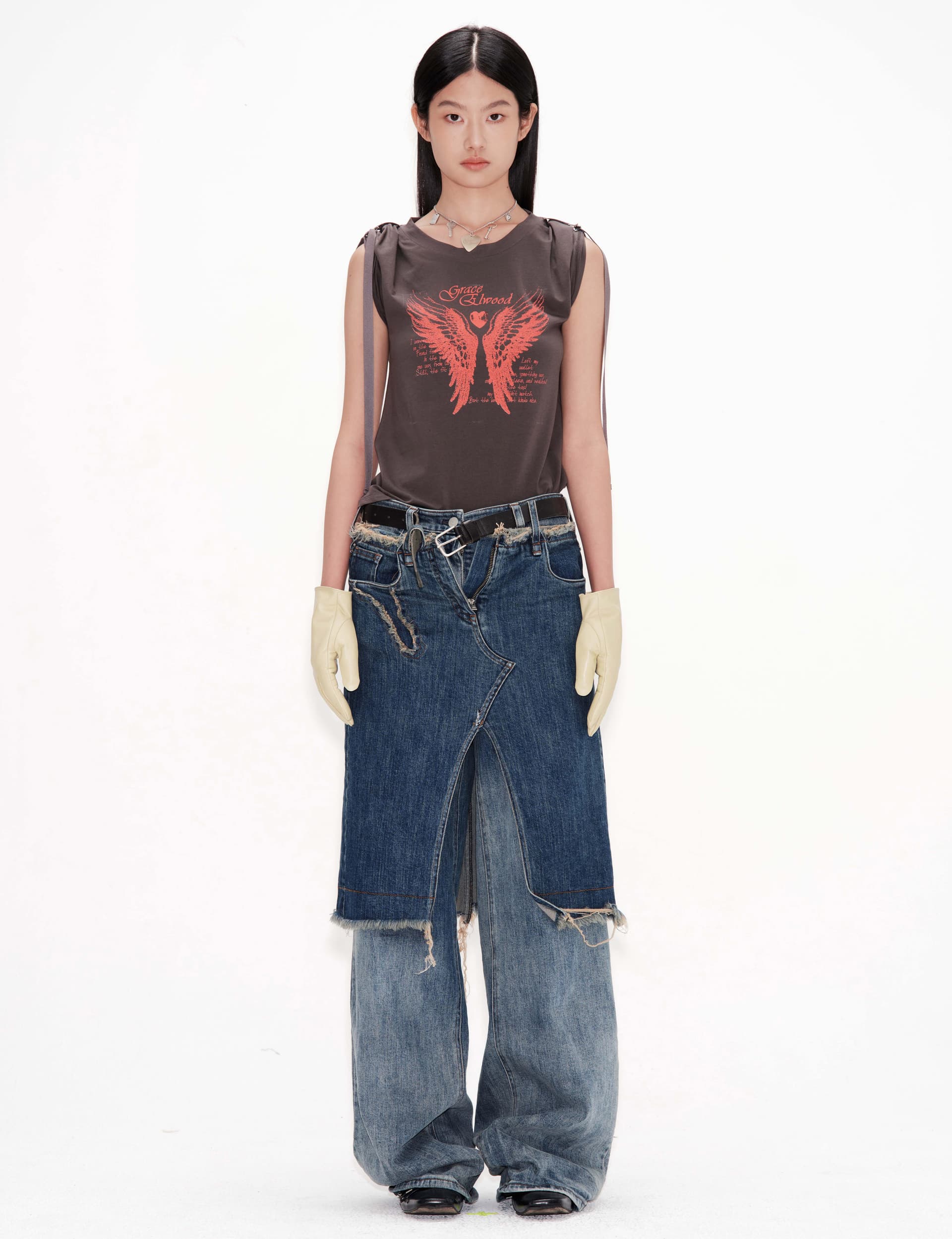 Grace Elwood Turned-up Sleeves Tee