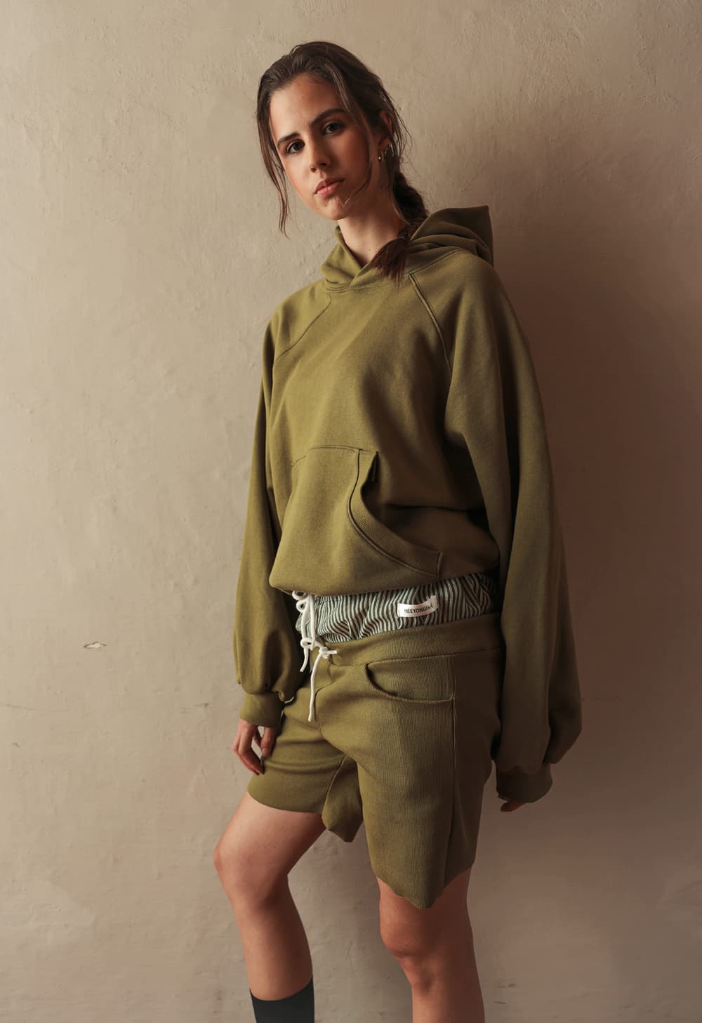 Oversized Raglan Drawstring Hoodie — vue 9