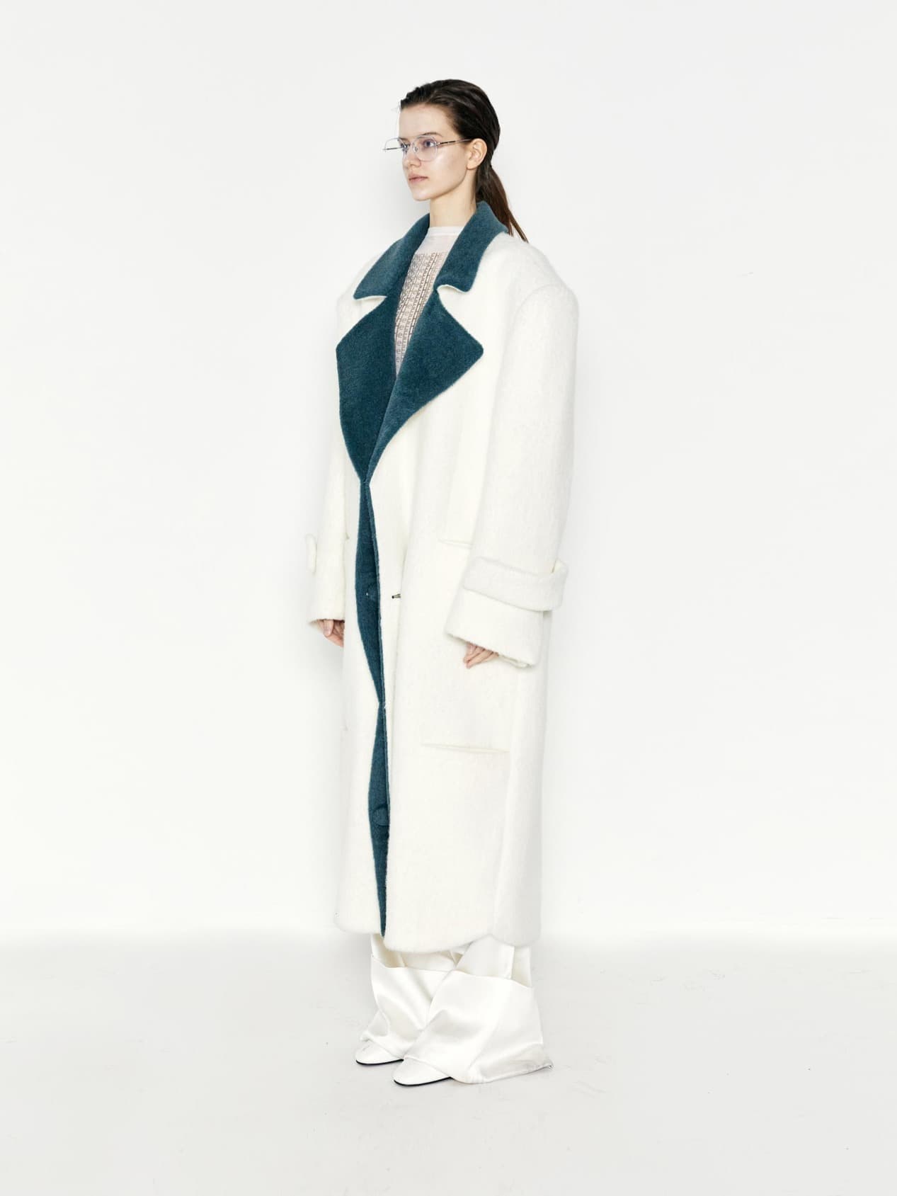 Petal Cashmere Coat — vue 4