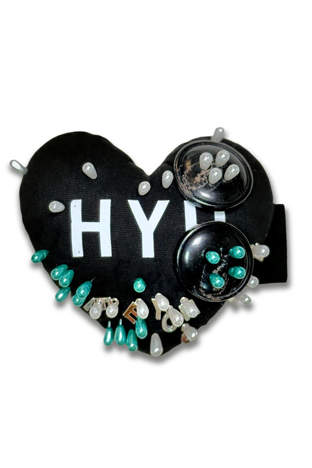 Heart HYH Pincushion Object — vue 1