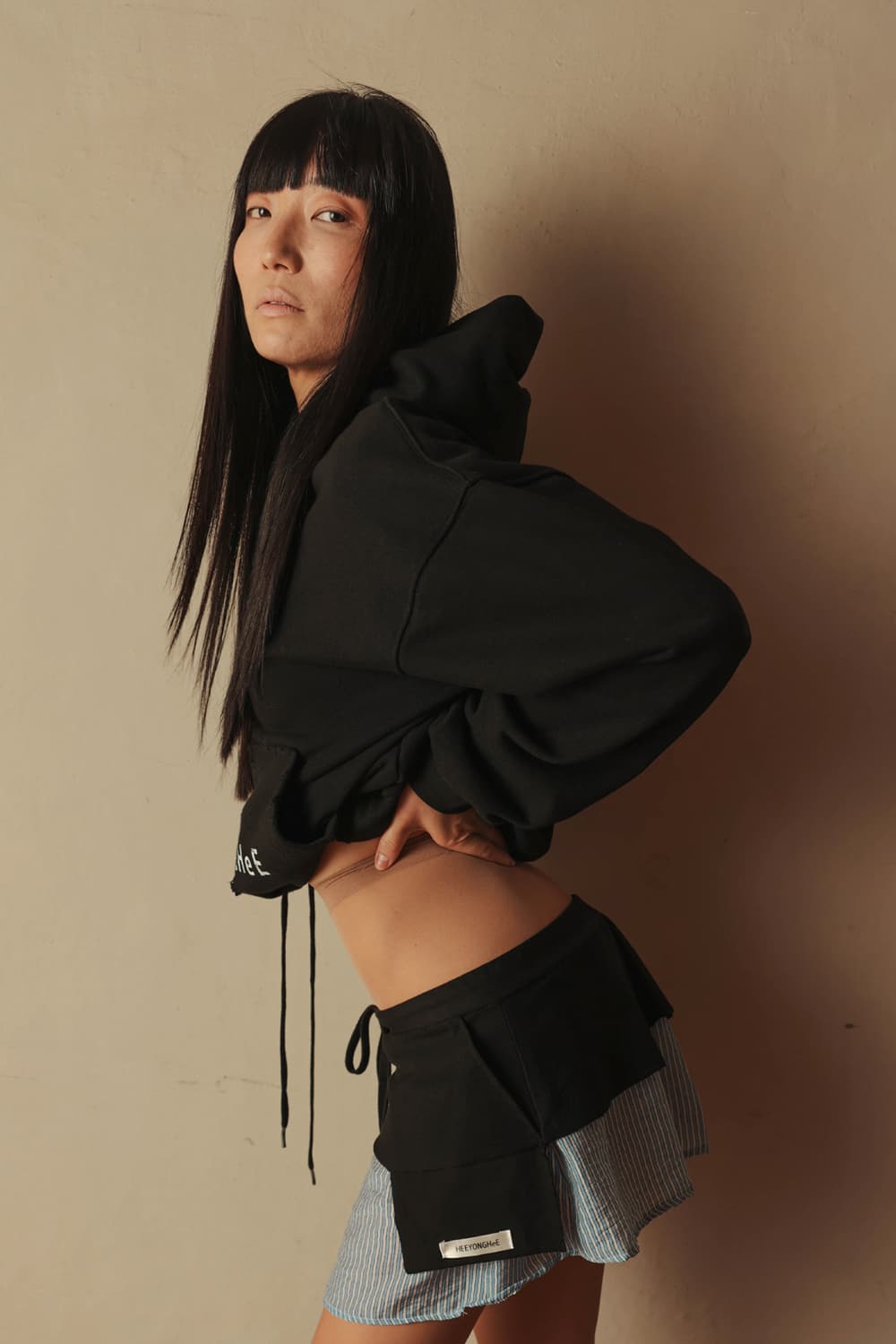 Ease Distressed Drawstring Hoodie — vue 12