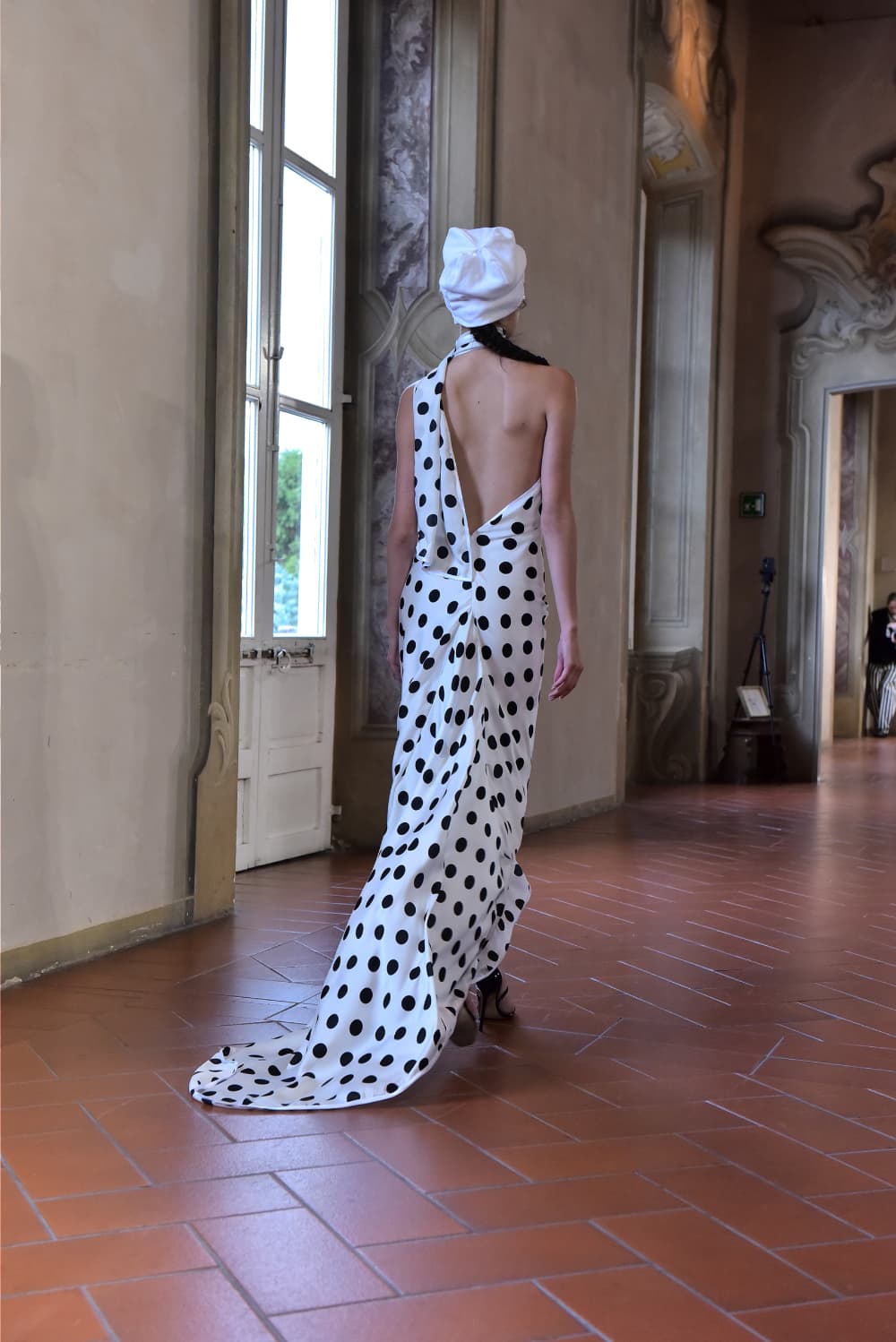 Dot Scarf Draped Dress — vue 7