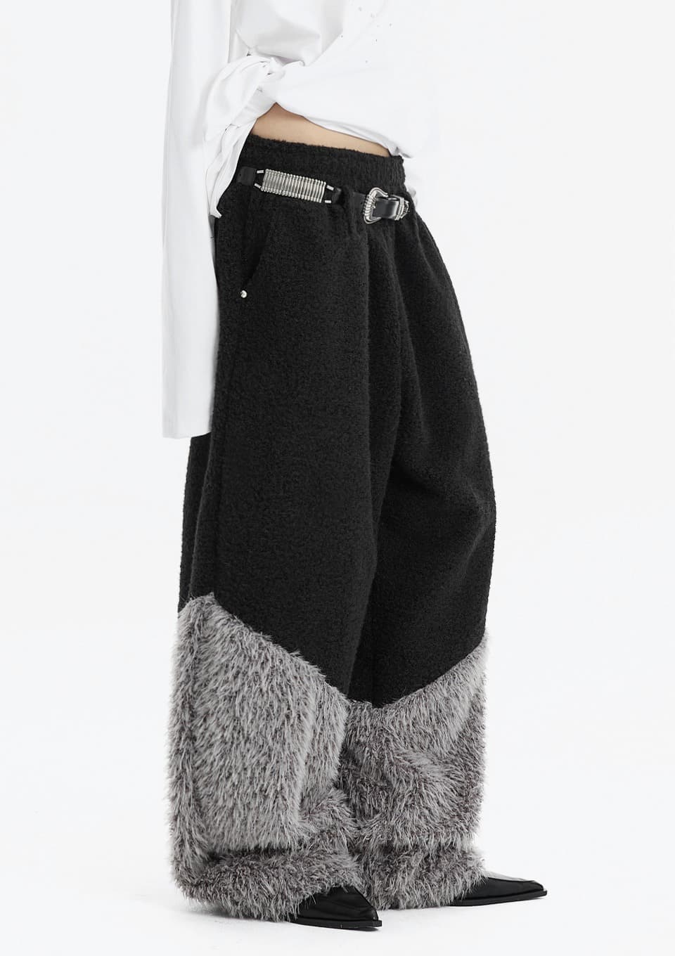 incision fur trainning pants_BLACK&GRAY