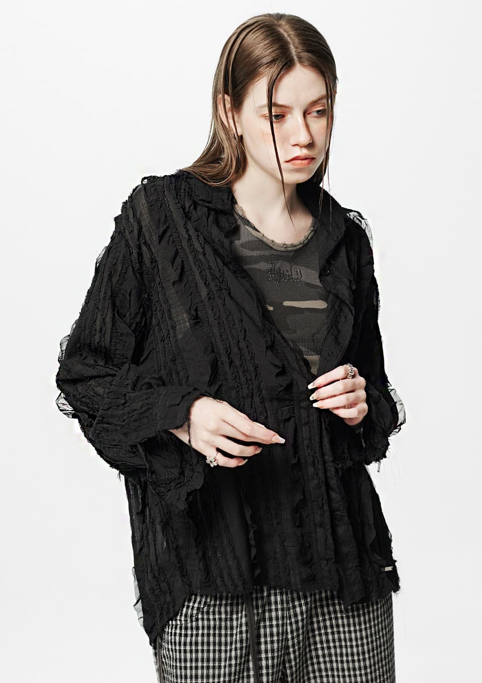 Raw Edge Detail Ruffle Shirt _ Black