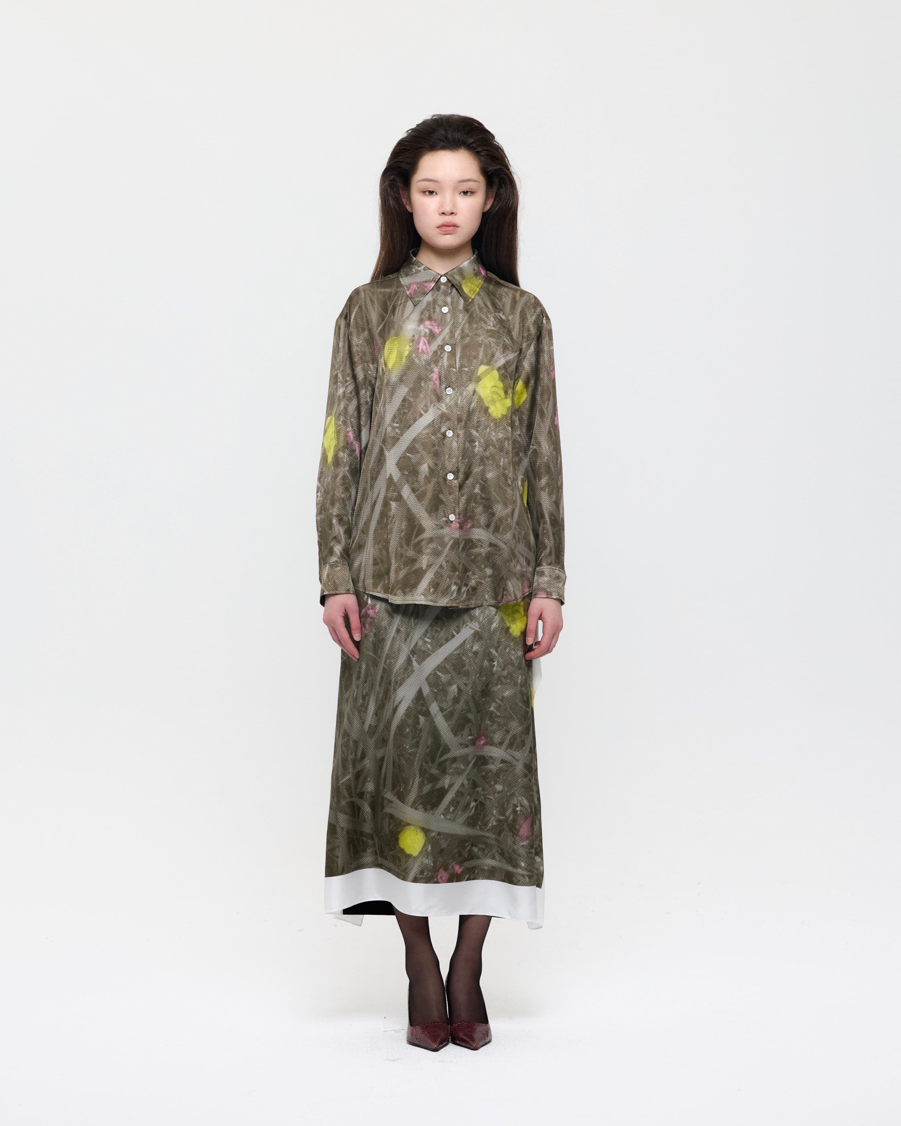 Olive Green Evening Primrose Flag Skirt — vue 3
