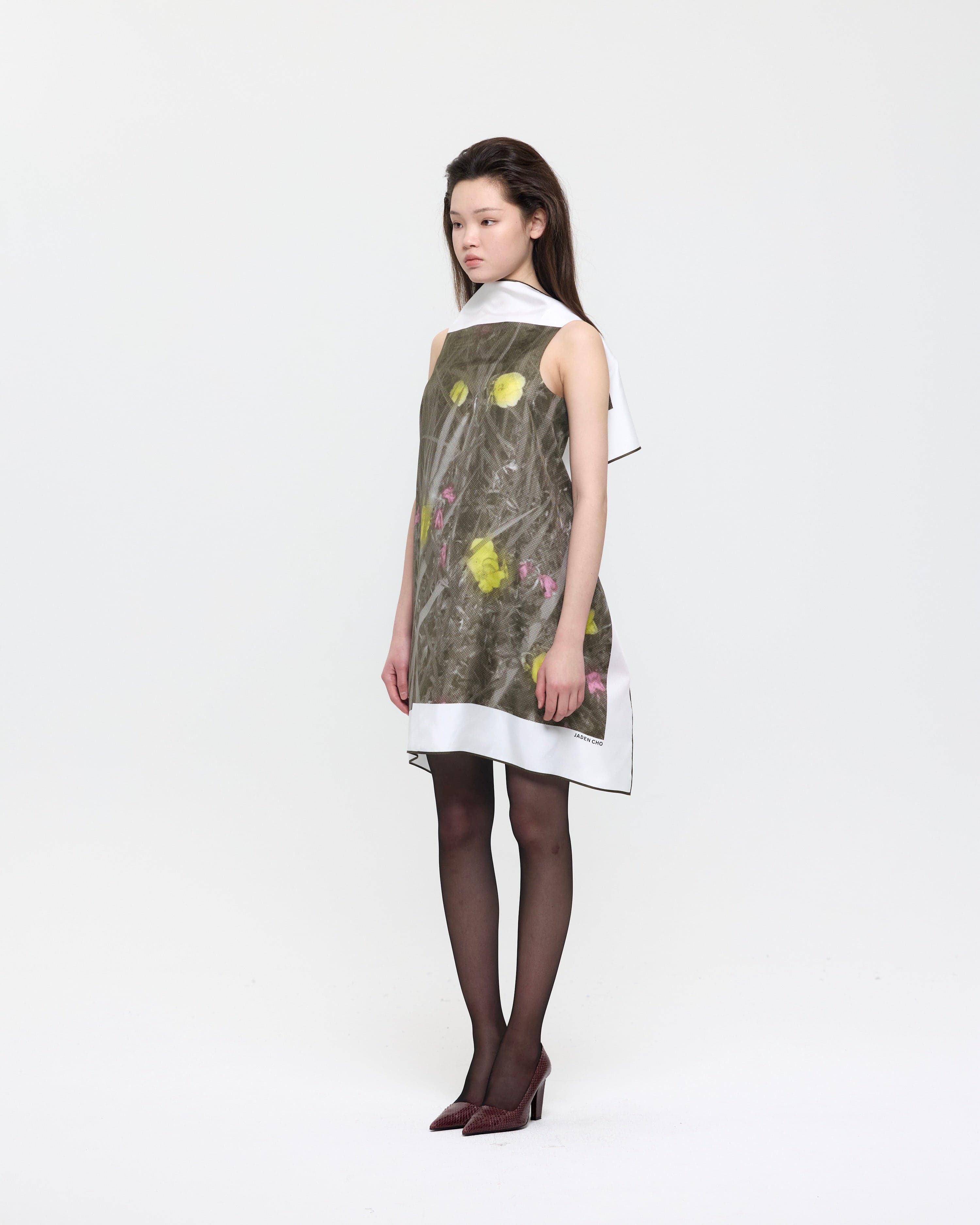 Olive Green Evening Primrose Flag Dress — vue 3