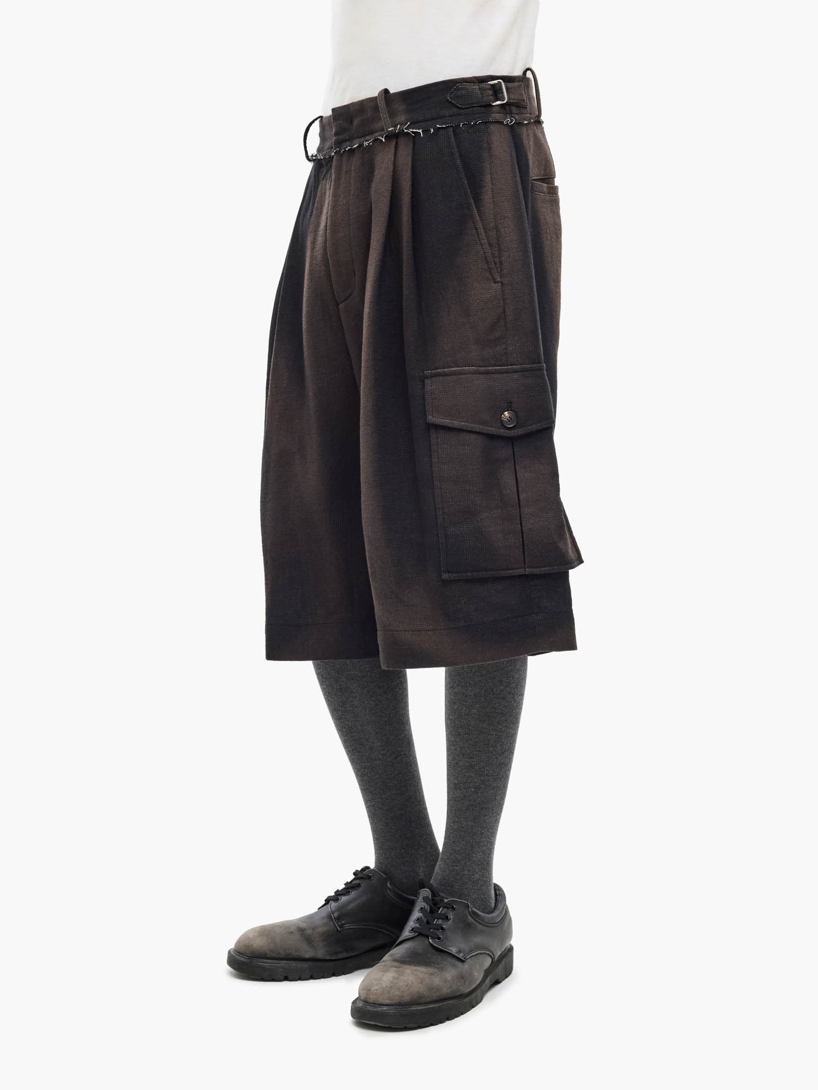 Sun-Bleached Multi Pocket Half Trousers - Black — vue 5