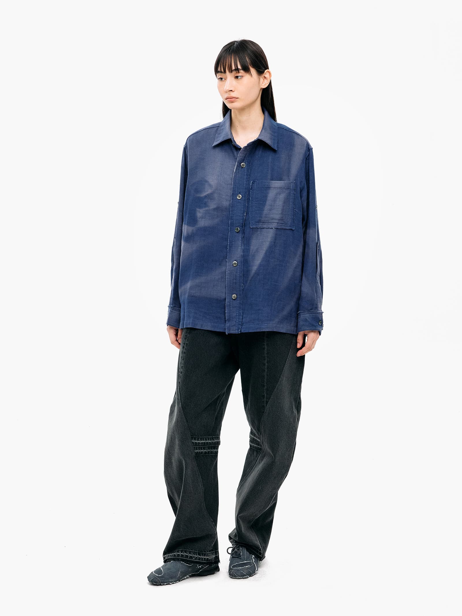 Sun-Bleached Strap Detailed Shirt - Navy — vue 4