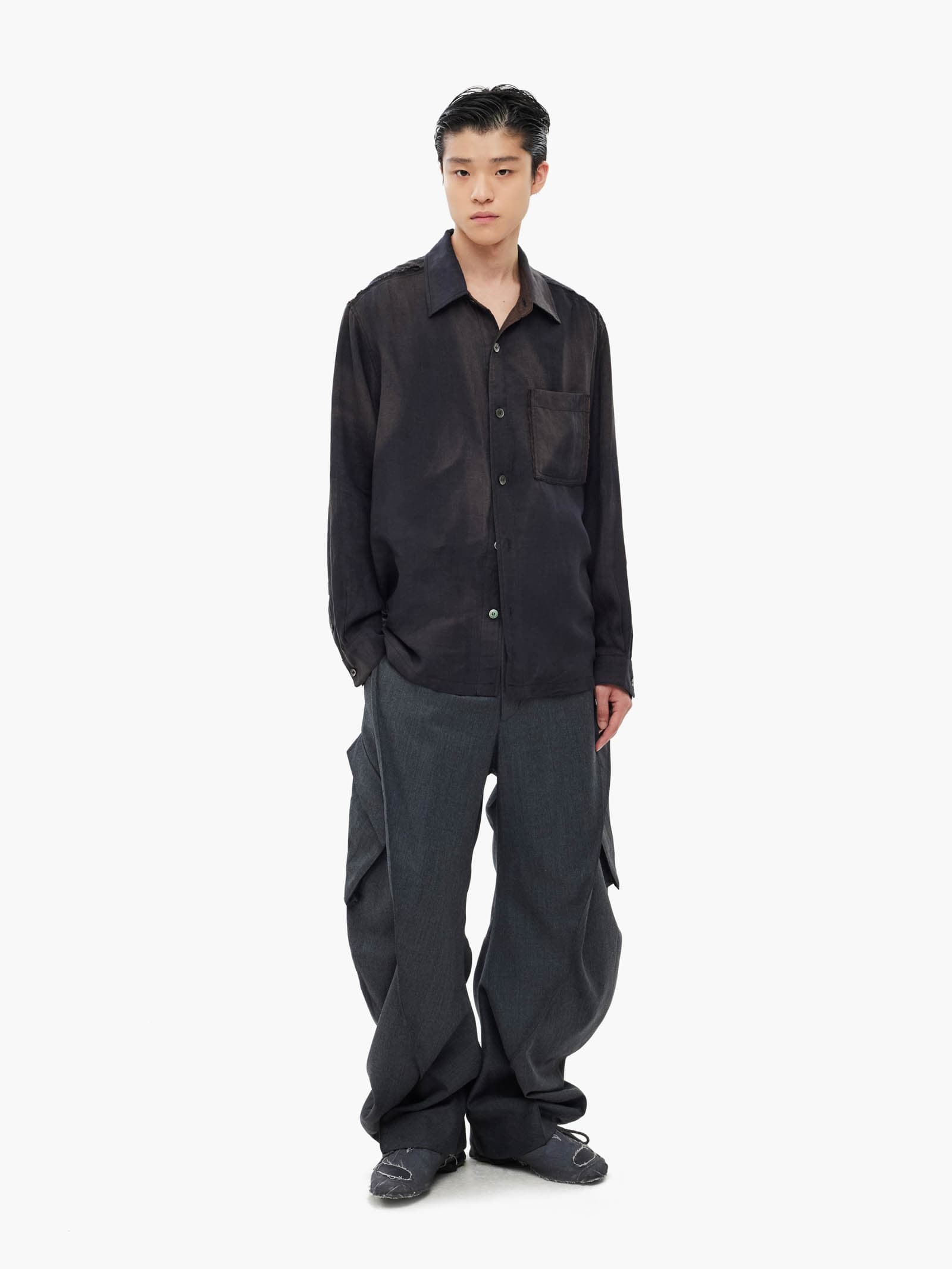 Sun-Bleached Raw Edged Shirt - Black — vue 2