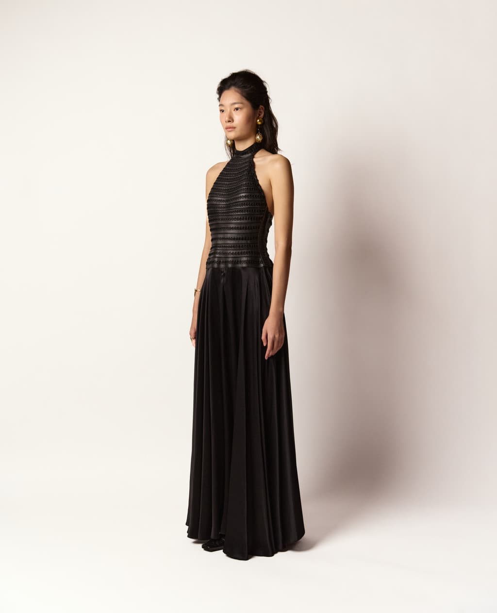 Archive Handcraft Collection - YSM Halterneck Dress — vue 3