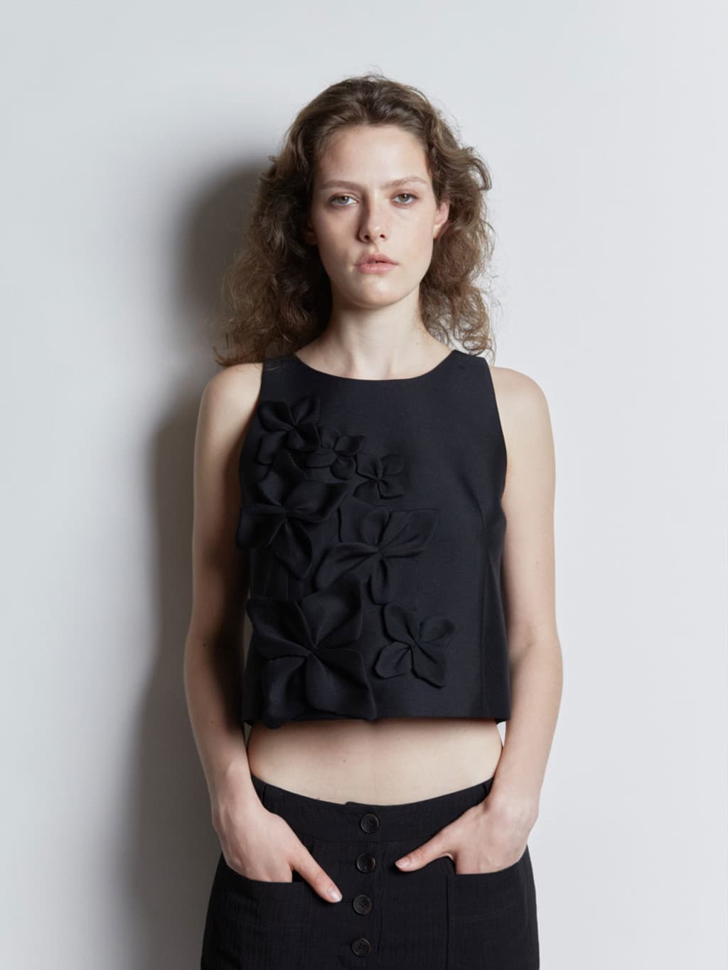Lotus Top - Black — vue 2