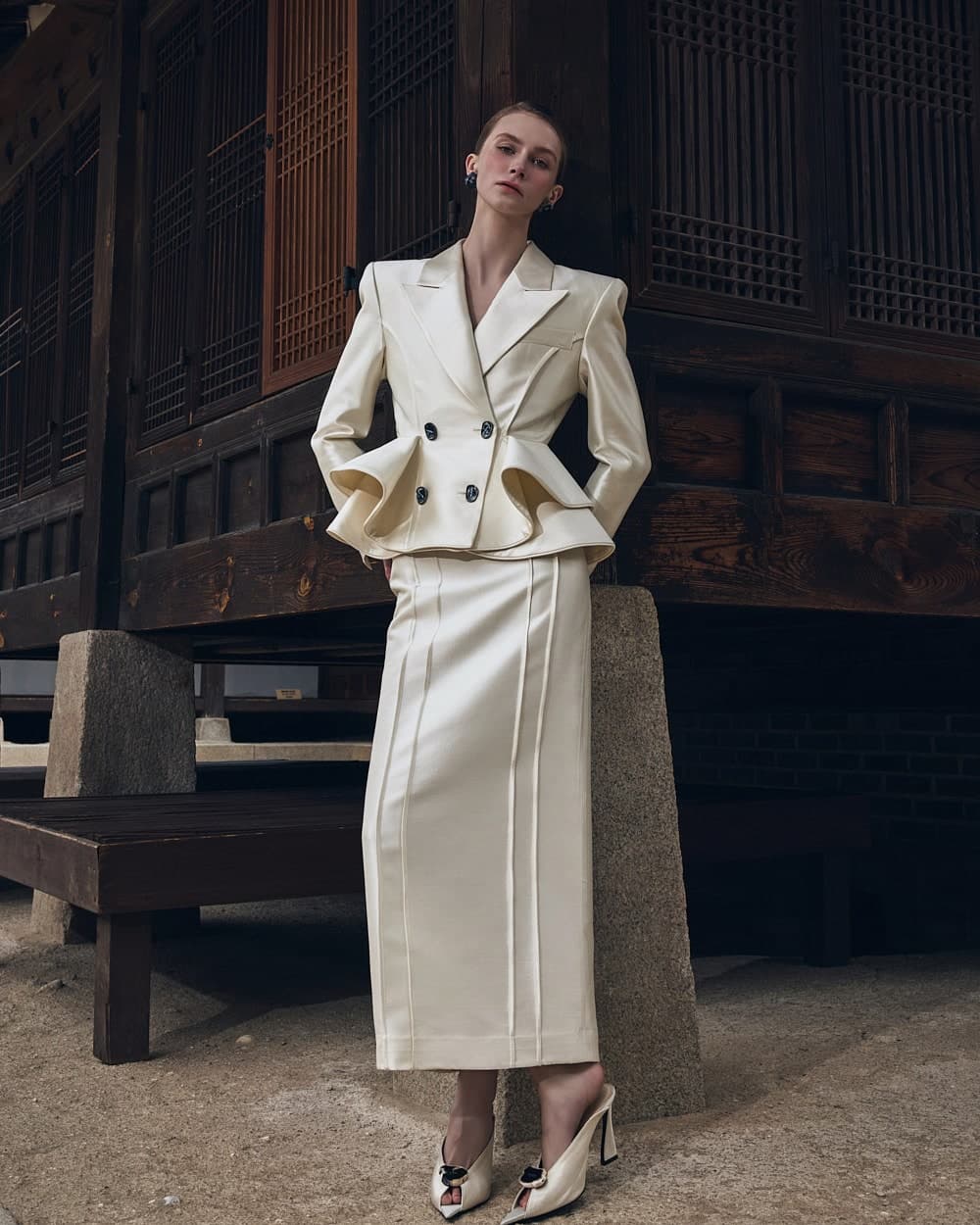 Veste tailleur en laine et soie (ivoire) — vue 9