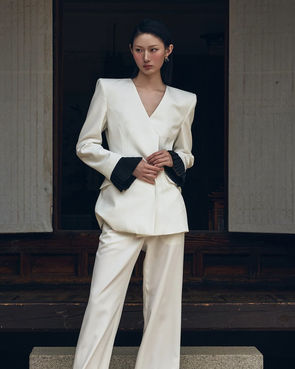 Polyester Tailored Jacket (White) — KSH52O2JK002