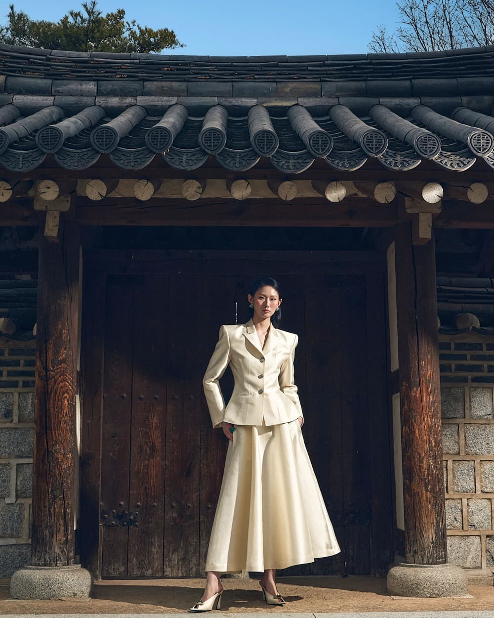 Wool-Silk Jacket & Skirt Set (Ivory)