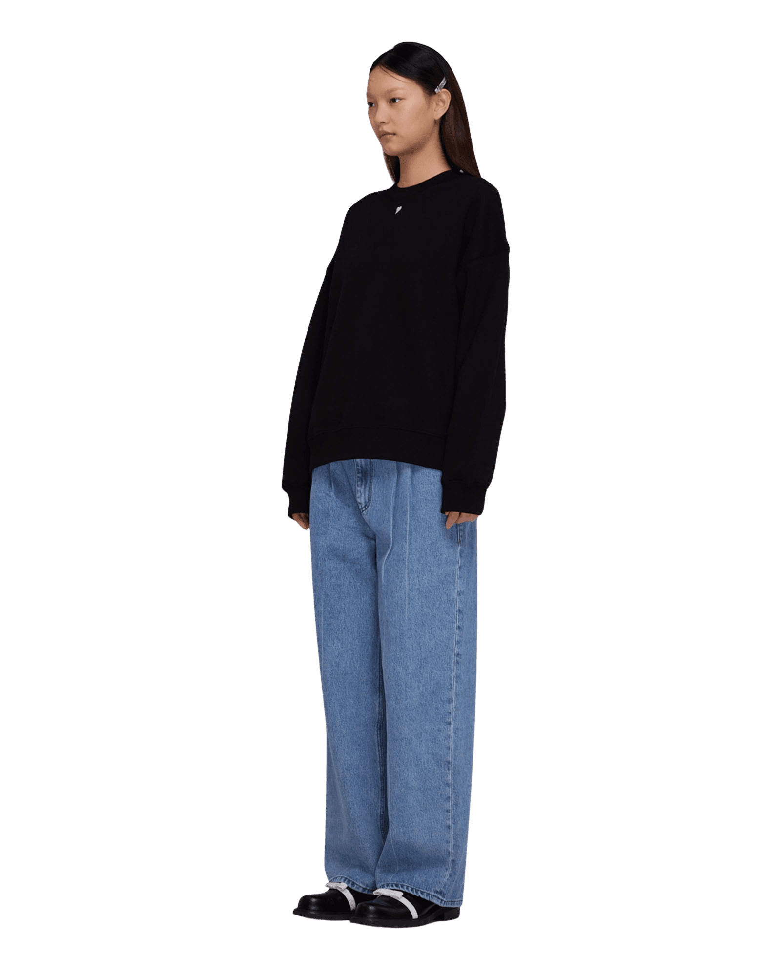 Heart Embroidered Sweatshirt (Black) — vue 2