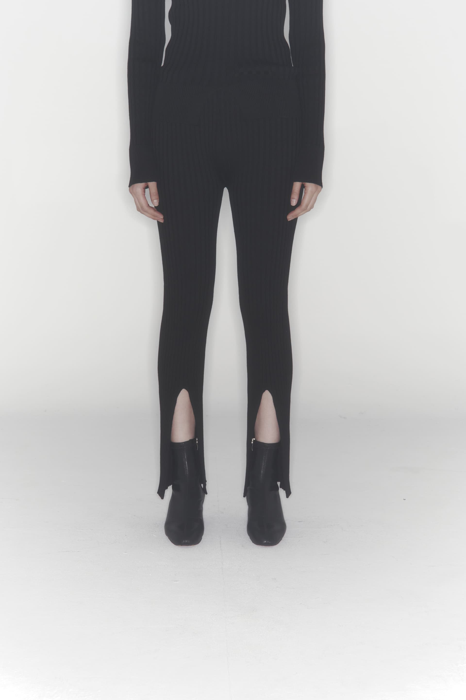 Ribbed Knit Pants (Black)
