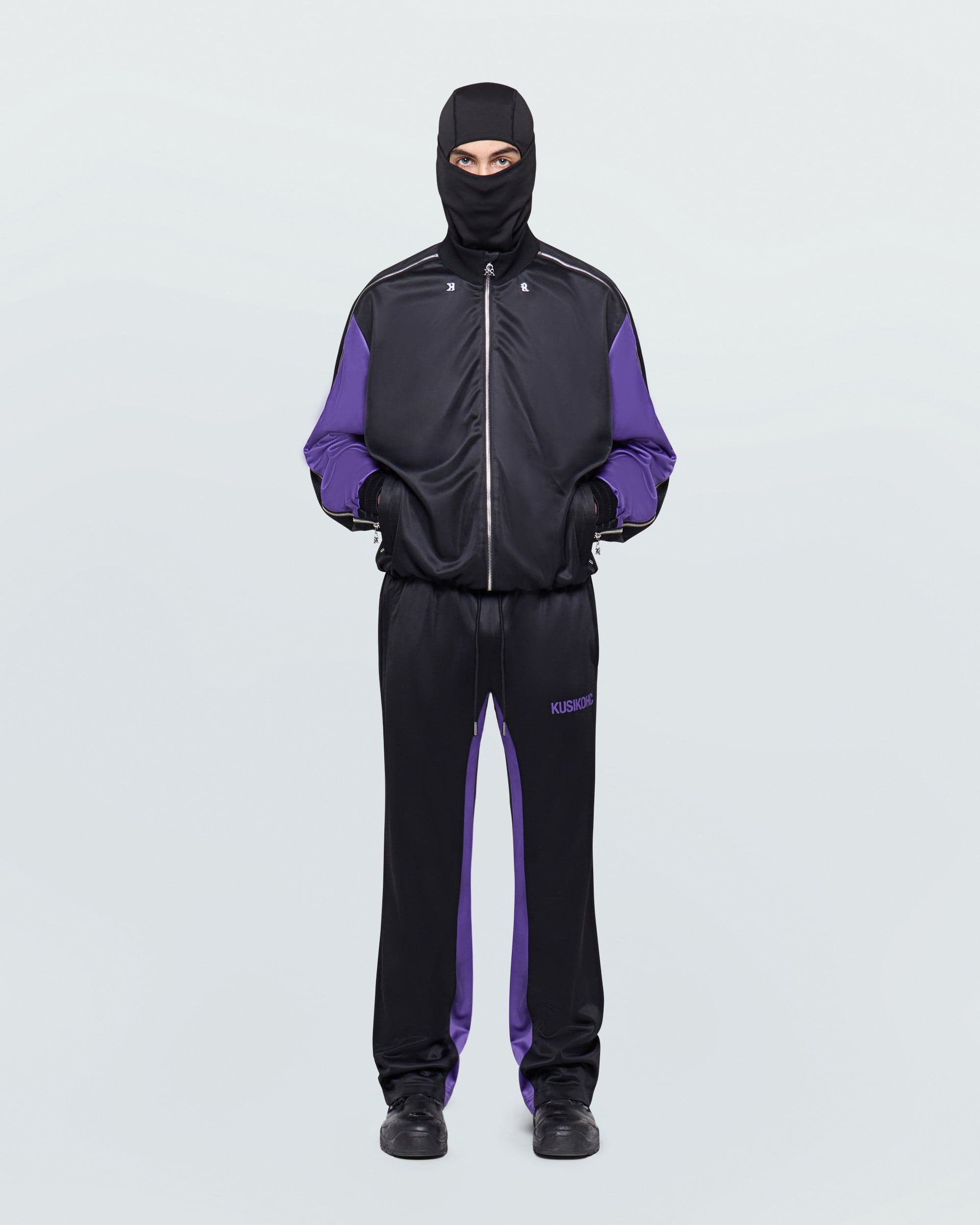 Full Zip Fleece — vue 3